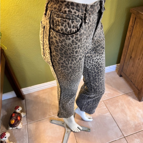 Frame Leopard Print Flare Pants - Picture 17 of 17